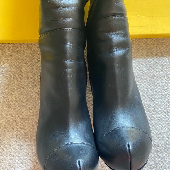 Fendi Stivale Vitello cap toe boots black size 40 - Picture 4 of 15